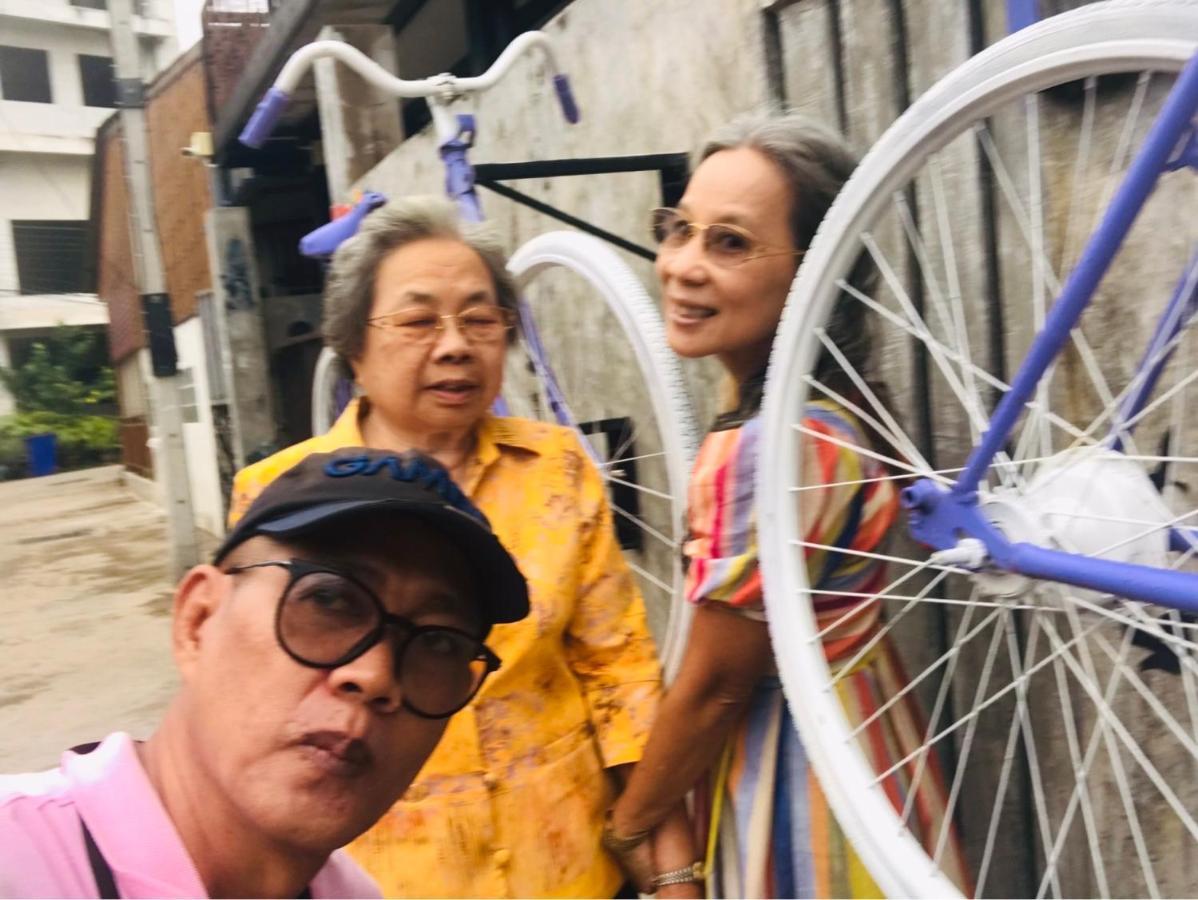 Solarcell Walking Street Homestay - โซล่าเซลล์ถนนคนเดินโฮมสเตย์ Ban Nong Nam Khan Zewnętrze zdjęcie