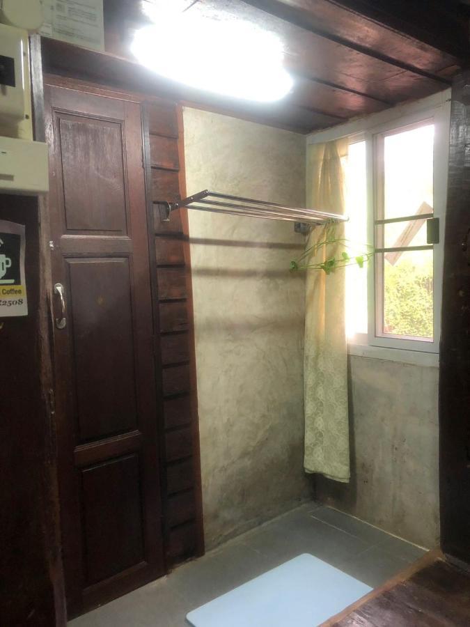 Solarcell Walking Street Homestay - โซล่าเซลล์ถนนคนเดินโฮมสเตย์ Ban Nong Nam Khan Zewnętrze zdjęcie